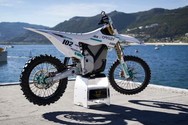 Kit déco motocross Stark Varg - Split - Blanc Promo