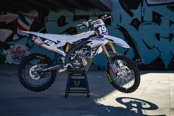 Kit déco motocross Suzuki - Phantom - Blanc Promo